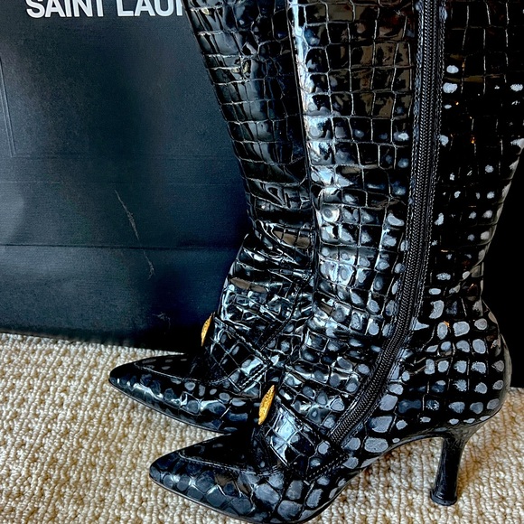 Versace patent leather knee-high crocodile boots - Picture 7 of 8